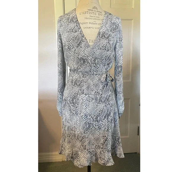 gianni bini blue and white dress Gianni Bini x Shea Leigh Mills Lucy Jane Stripe Maxi Sway Stripe Print Maxi  Dress